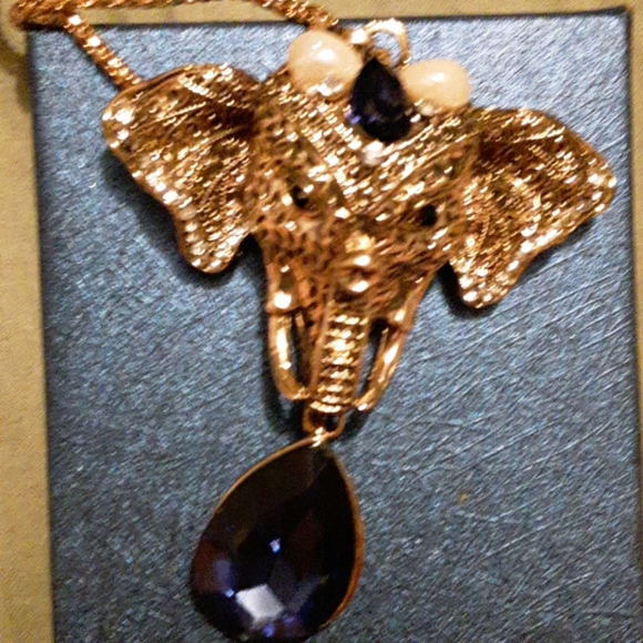 Elephant Pendant Necklace 30-33" - Picture 4 of 5